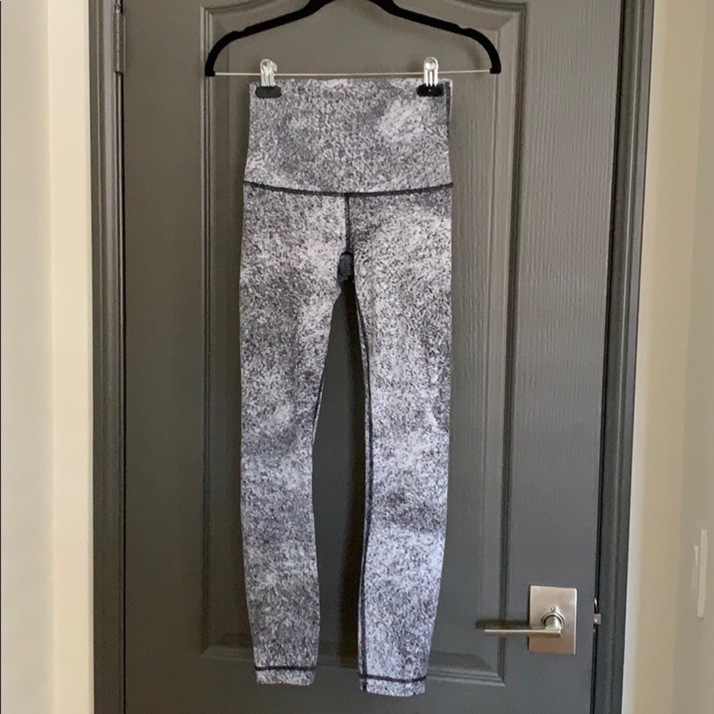 NWOT Lululemon High Rise Leggings 4